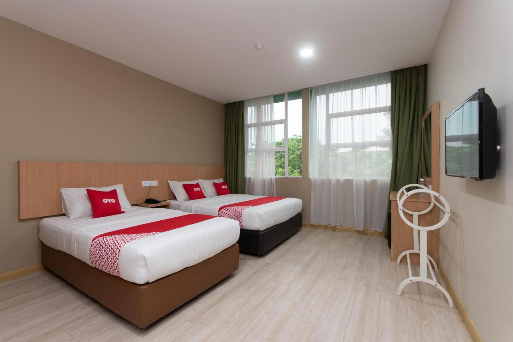 Capital O 89344 Labuan Avenue Hotel المظهر الخارجي الصورة
