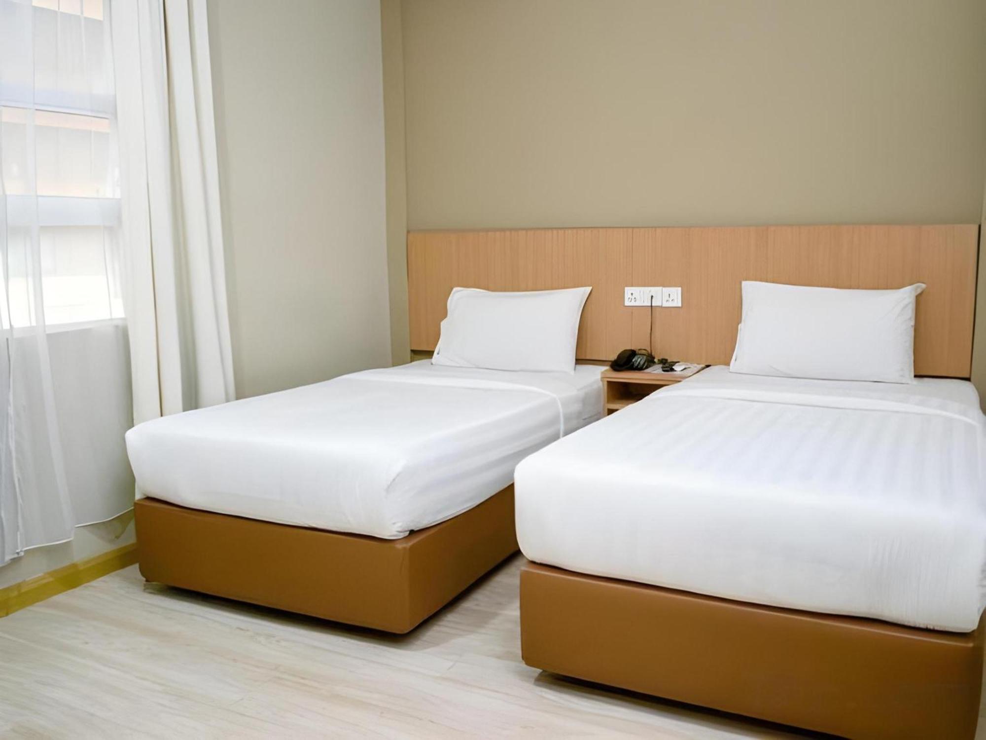 Capital O 89344 Labuan Avenue Hotel المظهر الخارجي الصورة